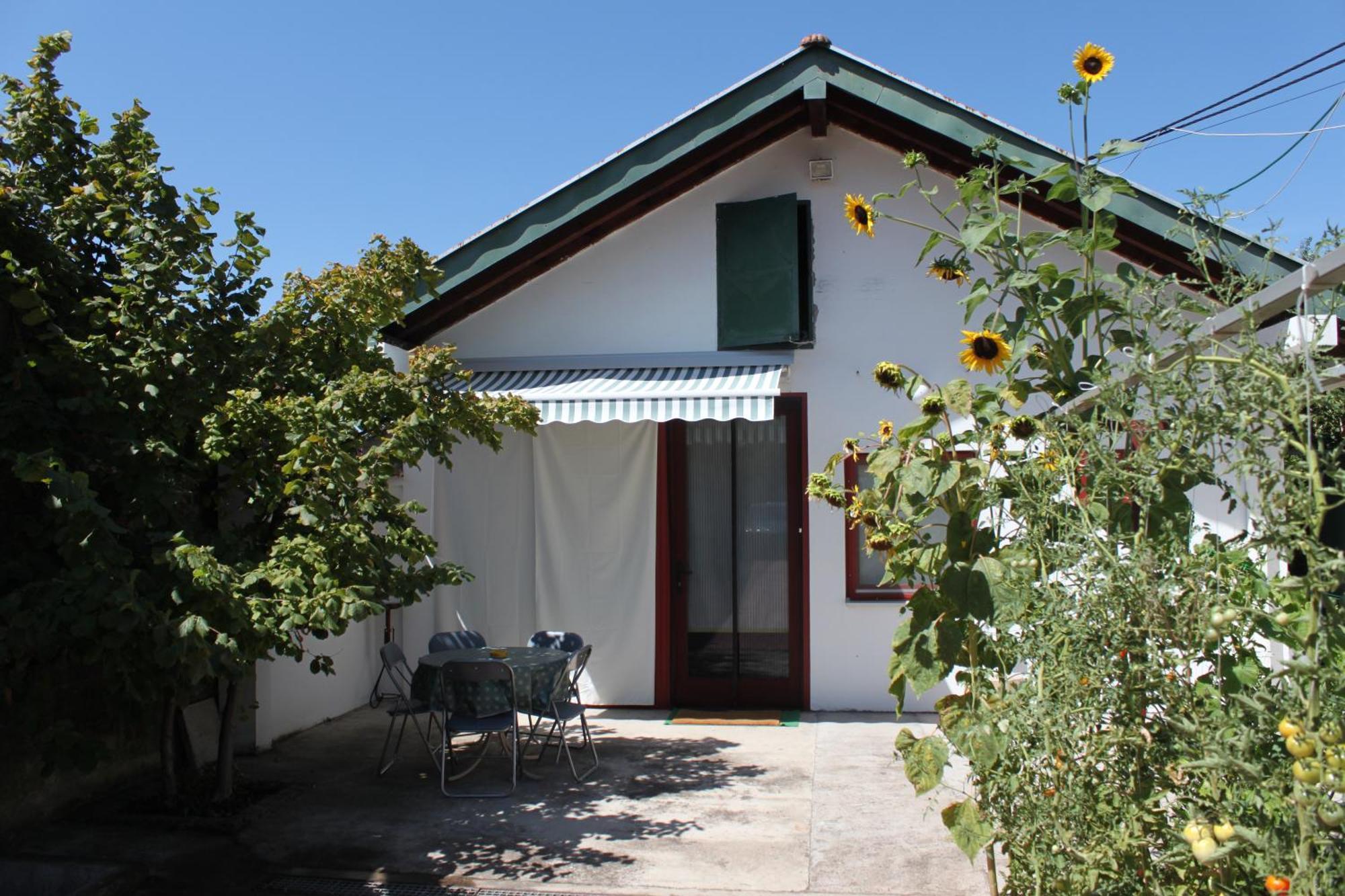 Boulevard Garden House - Free And Save Parking In The Locked Yard Τσούπρια Δωμάτιο φωτογραφία